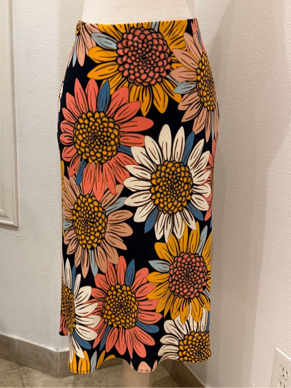 ZOE Floral Midi Pencil Skirt - Black with Multicolor Blooms